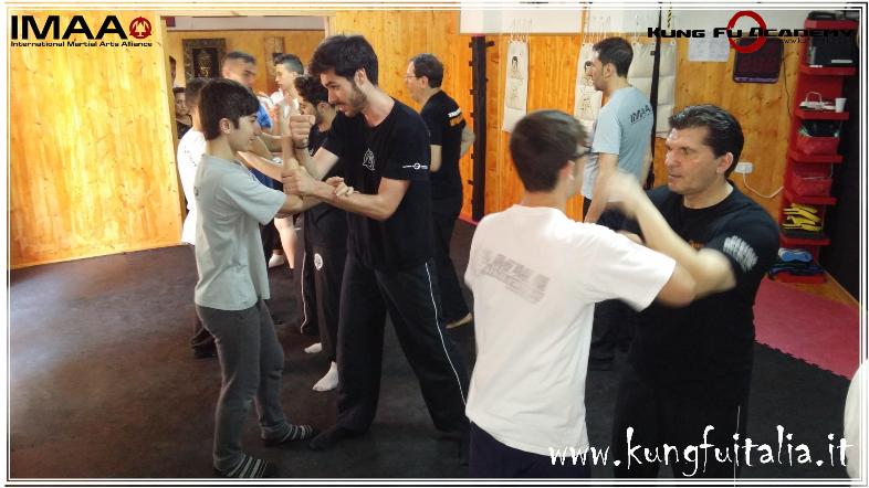 www.kungfuitalia.it kung fu academy di sifu Salvatore Mezzone scuola di wing chun tjun tsun caserta italia imaa (arti marziali  difesa personale tai chi mma pilates)(1)